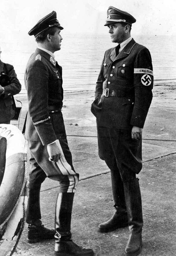 Albert Speer Adolf Galland