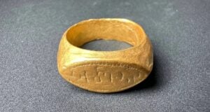 Featured Ancient Gold Ring In Thailand