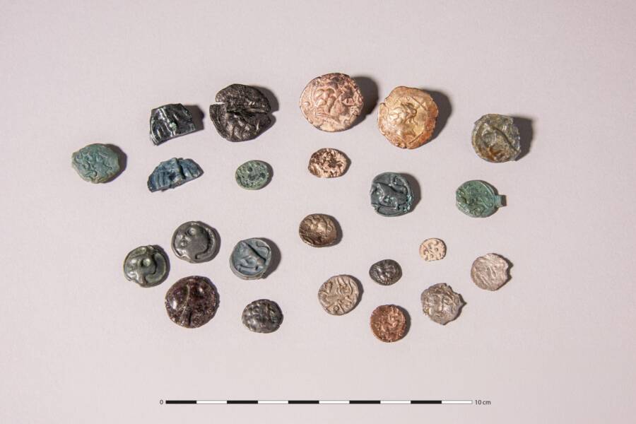 Iron Age Shackles Found In Allonnes