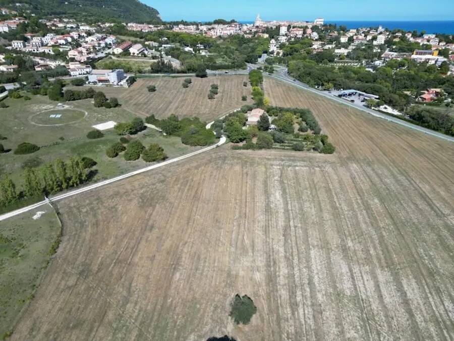 Piceni Excavation Site In Italy