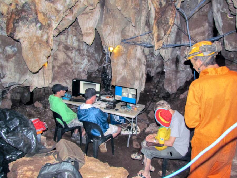 Rising Star Cave