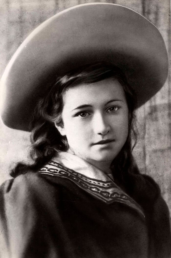 Wallis Simpson At 10 Years Old