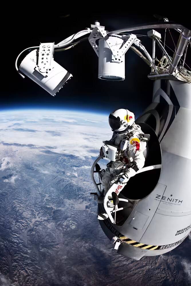 Felix Baumgartner Stratos Jump